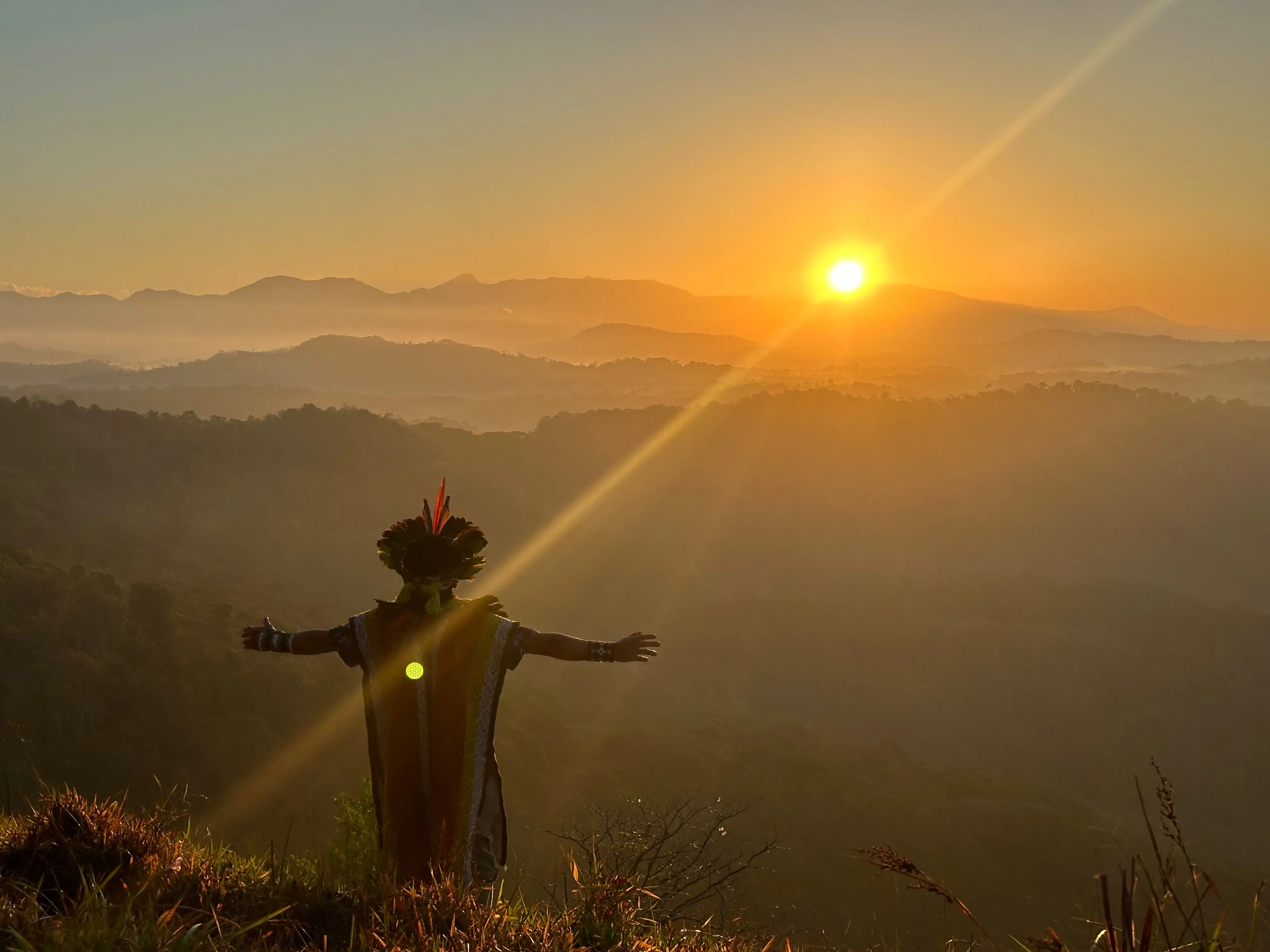 Sunrise over the mountains from Libélula